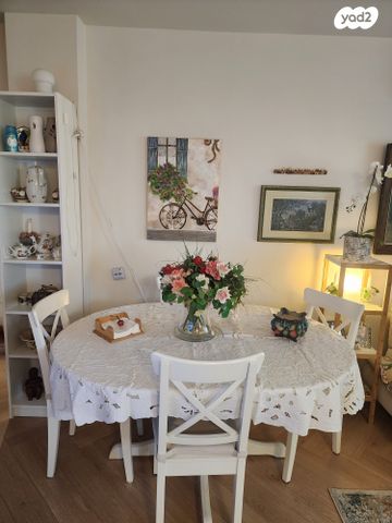 דירה, רחבעם המלך, רובע י"ג, אשדוד