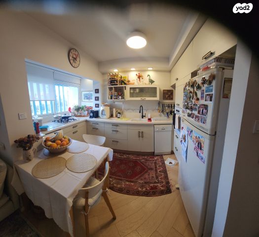 דירה, רחבעם המלך, רובע י"ג, אשדוד