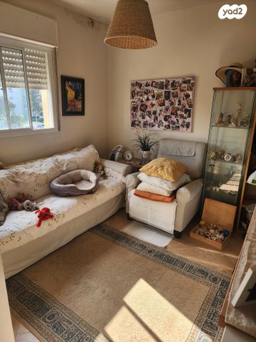 דירה, רחבעם המלך, רובע י"ג, אשדוד