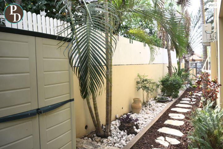 בית פרטי/ קוטג', המייסדים, פרדסיה