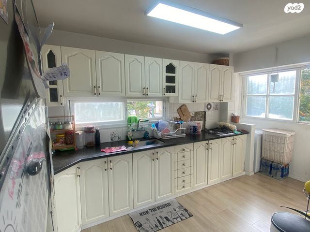 דירה, הרצליה