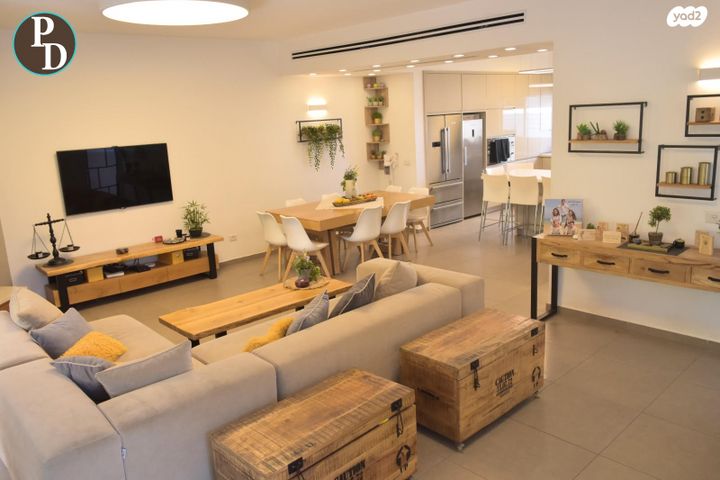 בית פרטי/ קוטג', פרדסיה