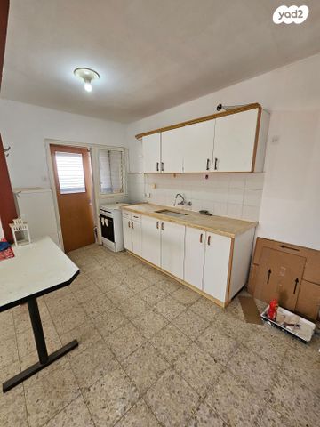 דירה, שאול המלך 6, שכונה ו', באר שבע