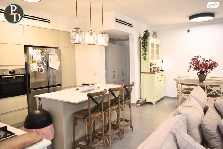 דירה, כפר יונה