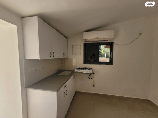 יחידת דיור, הר נבו, יבנה