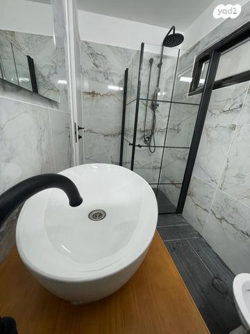 דירה, יצחק רגר, שכונה ד', באר שבע