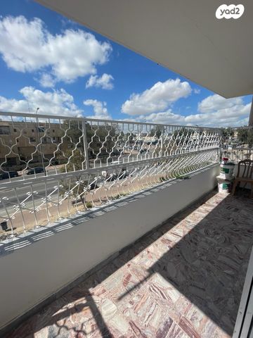 דירה, יצחק רגר, שכונה ד', באר שבע