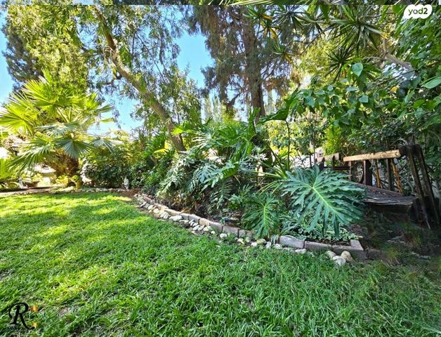 בית פרטי/ קוטג', סביון