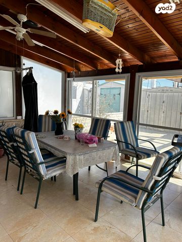 בית פרטי/ קוטג', יהושע בן נון, גבעת זאב