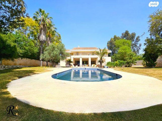 בית פרטי/ קוטג', סביון