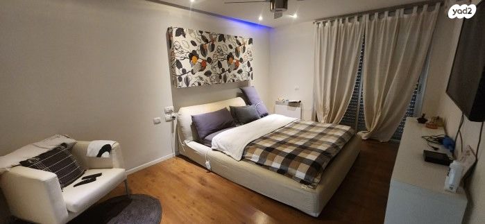 בית פרטי/ קוטג', אורנית