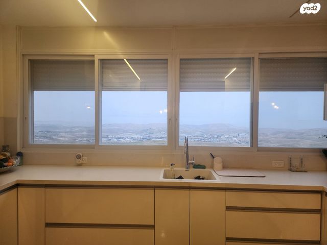 דופלקס, השחם, מעלה אדומים