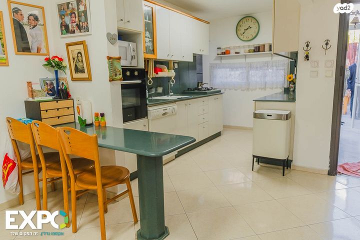 דירת גן, שניר 5, אריאל