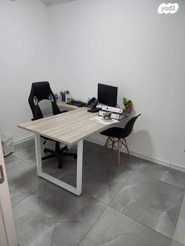 משרדים, יקותיאל בהרב 37, חיפה