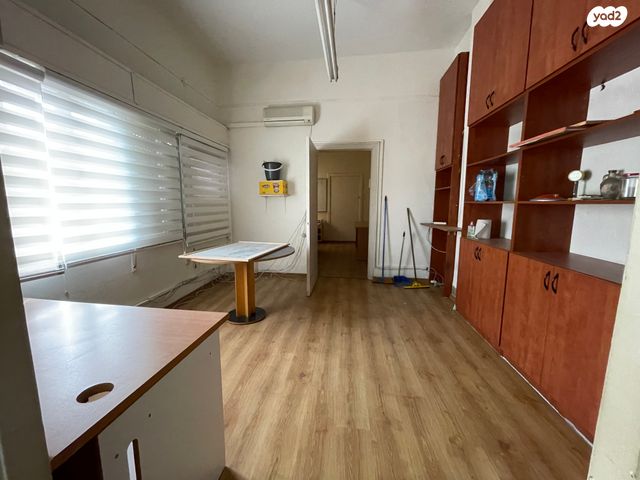 משרדים, דרך אלנבי 12, חיפה