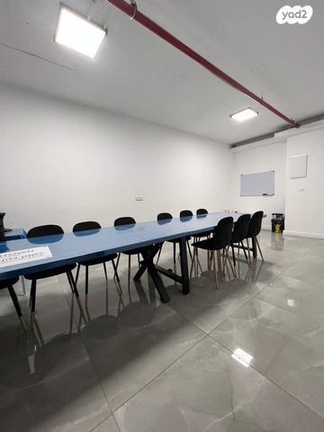 משרדים, יקותיאל בהרב 37, חיפה