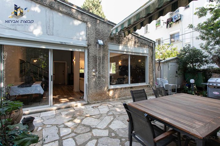 דו משפחתי, חיפה