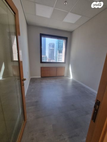 משרדים, רמת גן