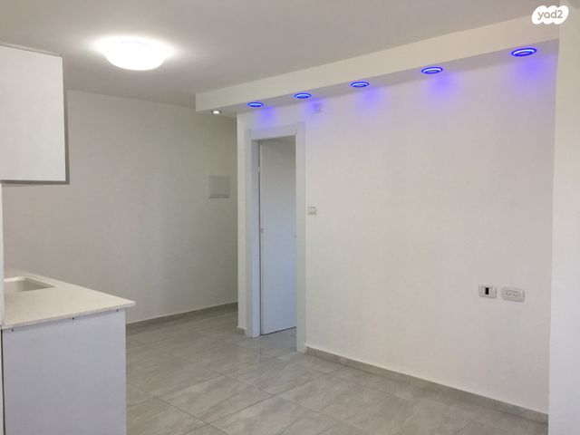 דירה, ככר ההסתדרות, נשר