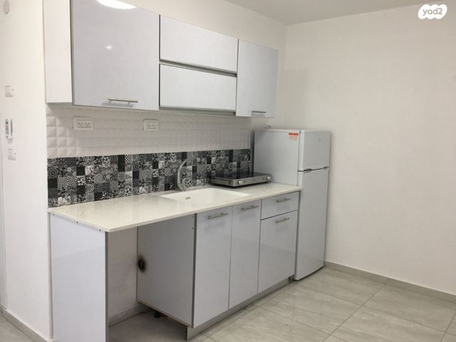 דירה, ככר ההסתדרות, נשר