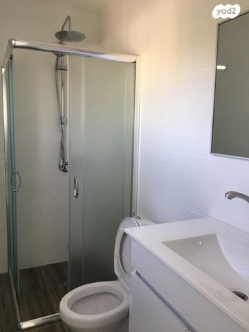 דירה, ככר ההסתדרות, נשר