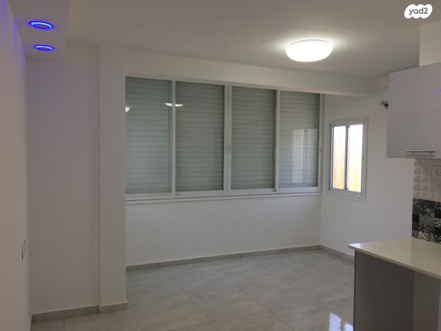 דירה, ככר ההסתדרות, נשר