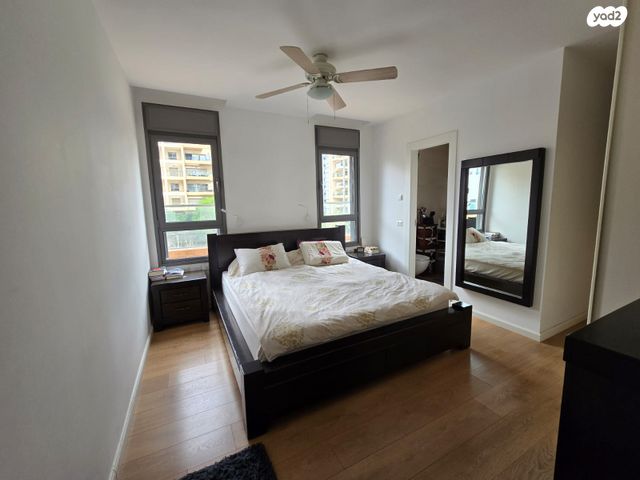 גג/ פנטהאוז, נתן אלתרמן, הרצליה