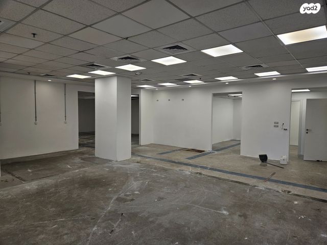 משרדים, כפר סבא