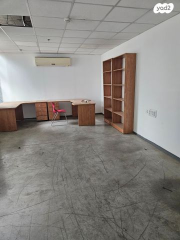 משרדים, כפר סבא