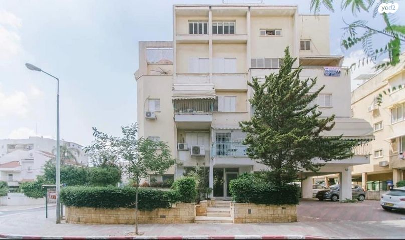 דירה, השופט ברנדייס, פתח תקווה