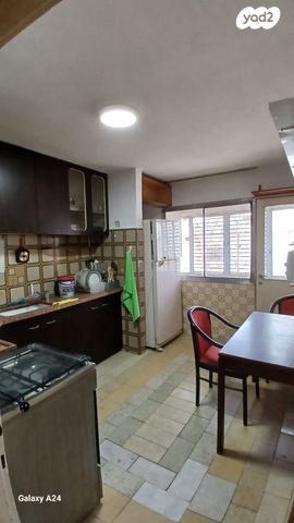 דירה, יצחק רגר, באר שבע