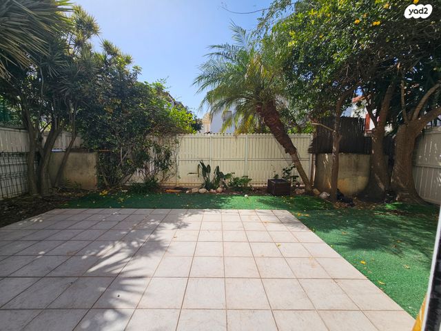 בית פרטי/ קוטג', בית דגן