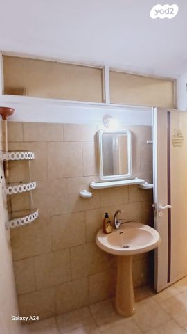 דירה, יצחק רגר, באר שבע