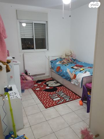 דירה, מזל דלי, פסגת זאב, ירושלים