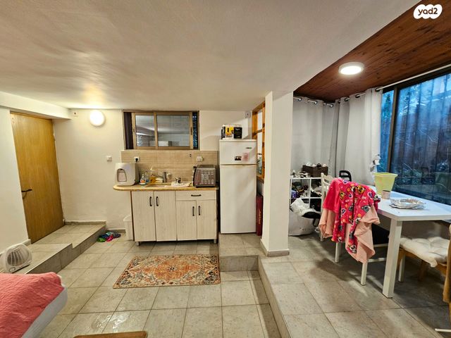 דירה, אנצו סירני, גבעת הרמבם, גבעתיים