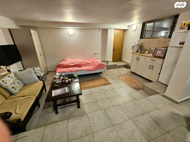 דירה, אנצו סירני, גבעת הרמבם, גבעתיים