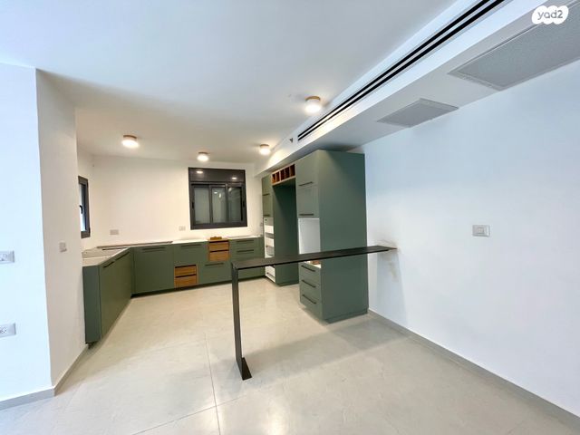 דירת גן, כרמליה, חיפה