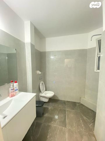 דירה, רמות הרכס, באר שבע