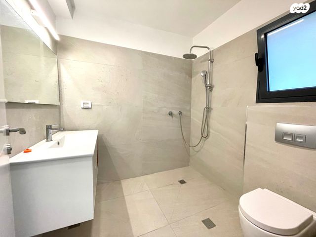 דירת גן, כרמליה, חיפה