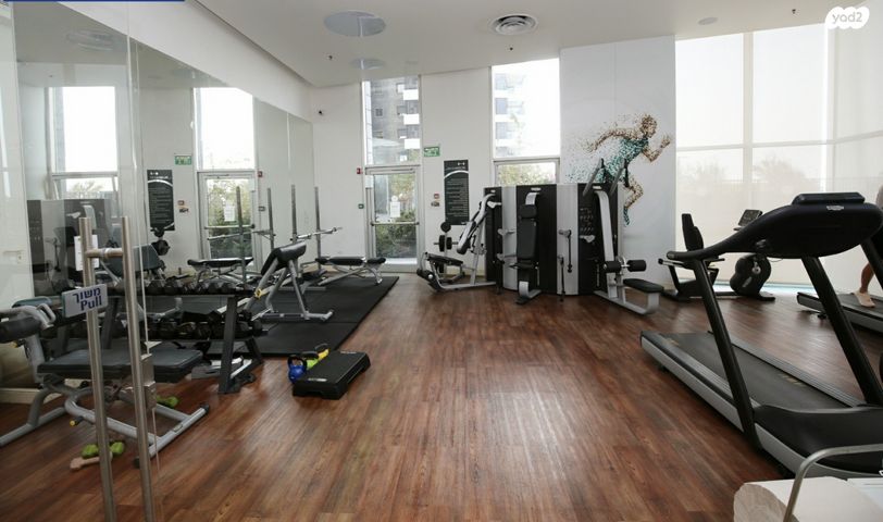 דירה, יוסף לפיד, נתניה