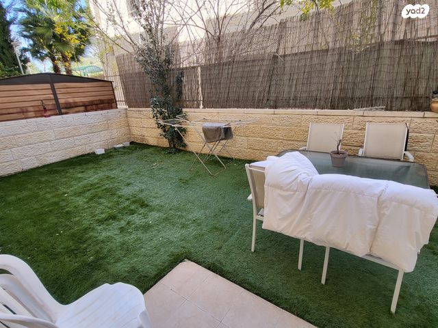 דירת גן, גבעת משואה, ירושלים