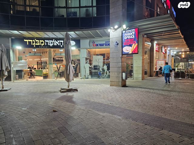 חנויות/ שטח מסחרי, הרצל 52, ראשון לציון