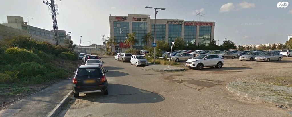 קליניקות, משה שרת, ראשון לציון