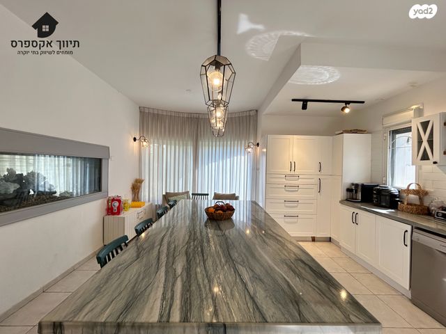 בית פרטי/ קוטג', עומר