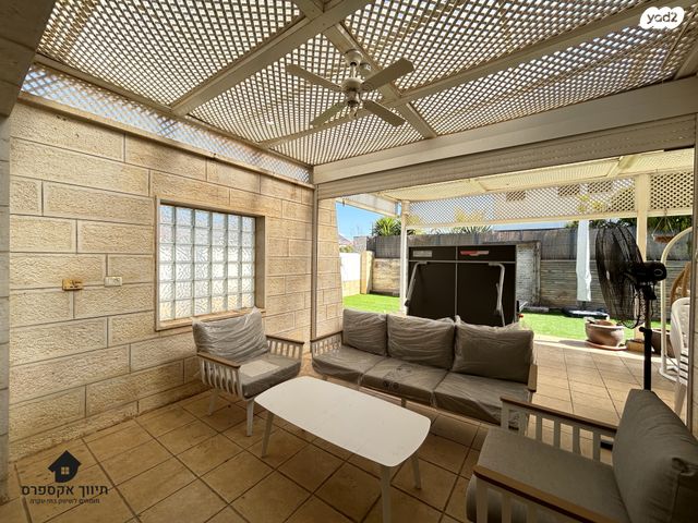 בית פרטי/ קוטג', עומר