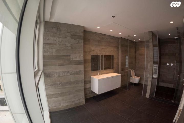 שדרות רוטשילד 17