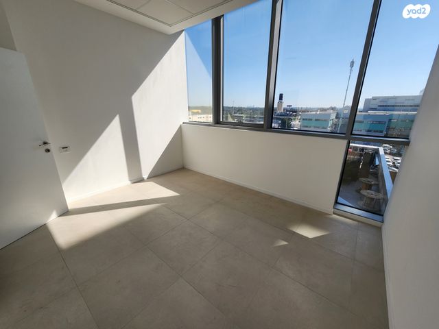 משרדים, נתניה