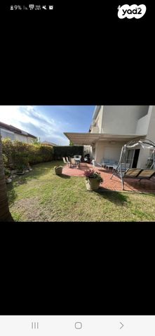 דו משפחתי, שמחה הולצברג, ברנע, אשקלון