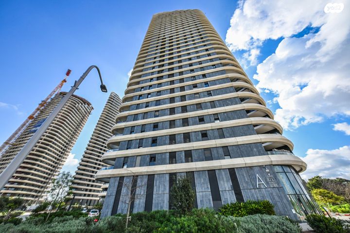 דירה, יצחק נבון, קרית אונו