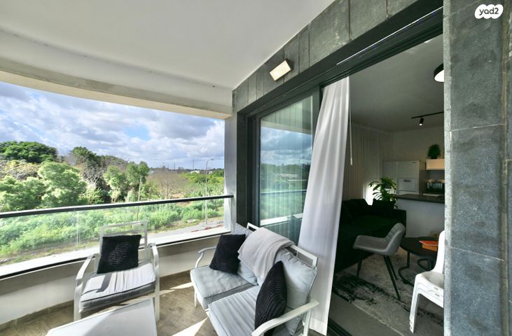 דירה, יצחק נבון, קרית אונו